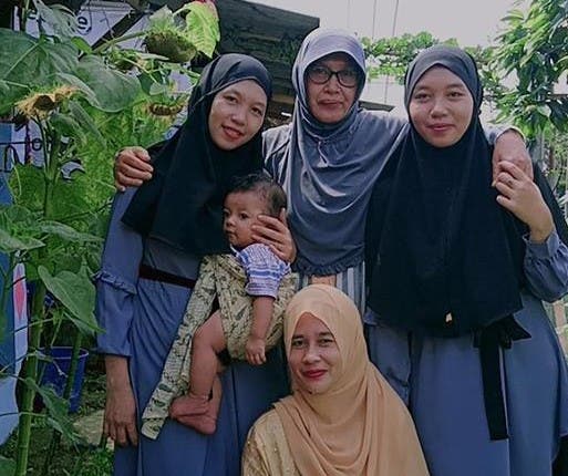 Gemelas indonesias se reencuentran 24 años después gracias a TikTok