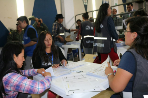 CNE: hasta ahora los votos nulos suman 652.323