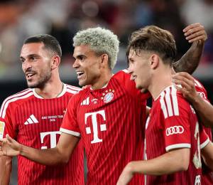 Jugadores del Bayern celebrando el segundo gol del partido ante Aston Villa por pretemporada.