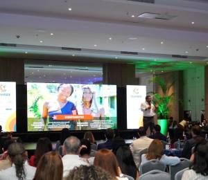 Carlos Soto Rangel, subdirector del programa Forjar Oportunidades Fundación SIDOC de Cali, compartió experiencias aplicadas en Colombia contra la violencia.