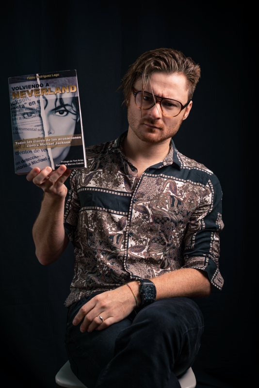 $!“Volviendo a Neverland” es la primera publicación que recoge todo el historial judicial de Michael Jackson en relación a las acusaciones por abuso sexual.