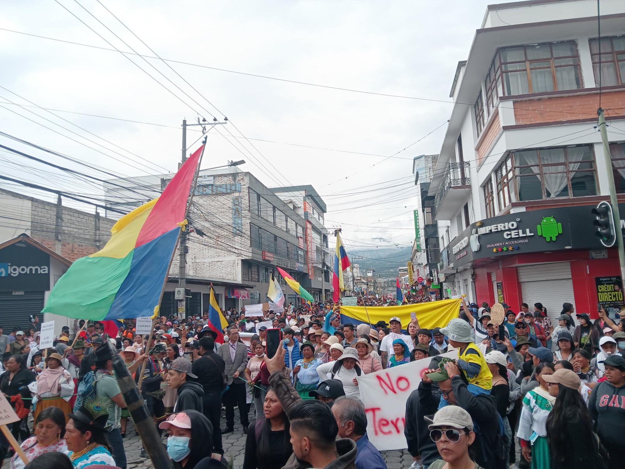 División en el movimiento indígena 