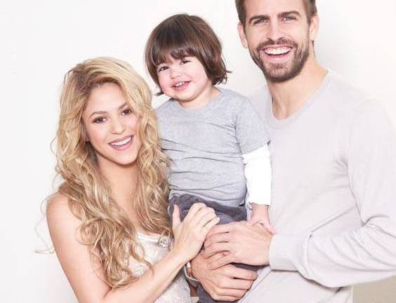 Shakira publica en Twitter la primera foto de su hijo Sasha