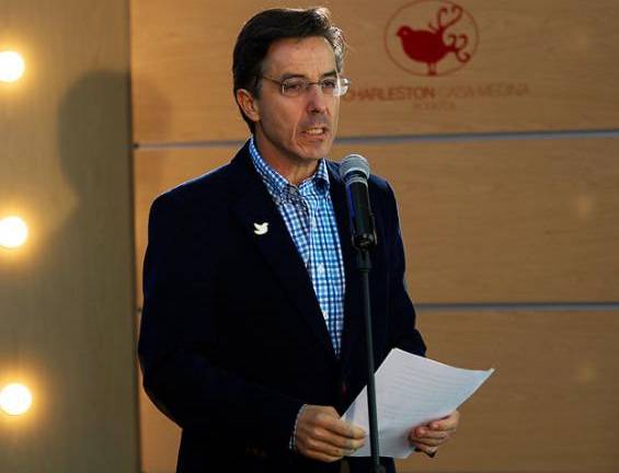 Revelan contrato entre gerente de campaña de Santos y Odebrecht