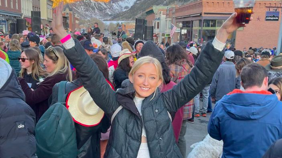 Joven descubrió que tenía cáncer tras hacer una rutina de belleza de TikTok