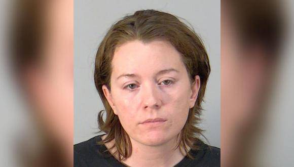 Temible niñera: puso a un menor de cuatro años en la secadora y la encendió para verlo sufrir