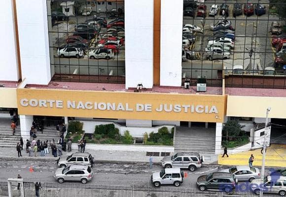 Exministro Raúl C., sentenciado a 8 años de prisión