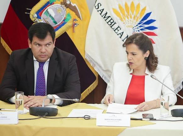 Fiscalía cita a María Paula Romo, César Litardo y a otros asambleístas por caso de delincuencia organizada