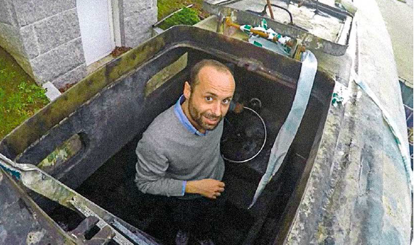 $!Javier Romero, periodista especializado en narcóticos del diario La Voz de Galicia, es el autor del libro “Operación Marea Negra”, que narra la travesía suicida del primer submarino narco que llegó a Europa con tres toneladas de cocaína.