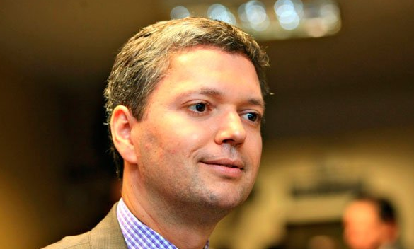 Brasil: cae ministro por criticar operación en Petrobras