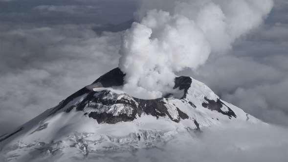 Evolución de actividad del volcán Cotopaxi genera incertidumbre en Ecuador