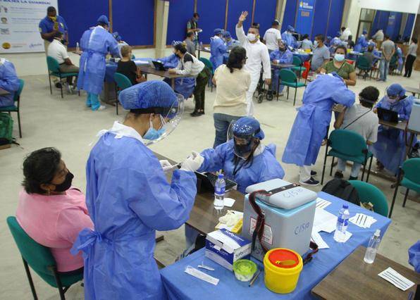 El lunes 26 de julio no se vacunará en Guayaquil