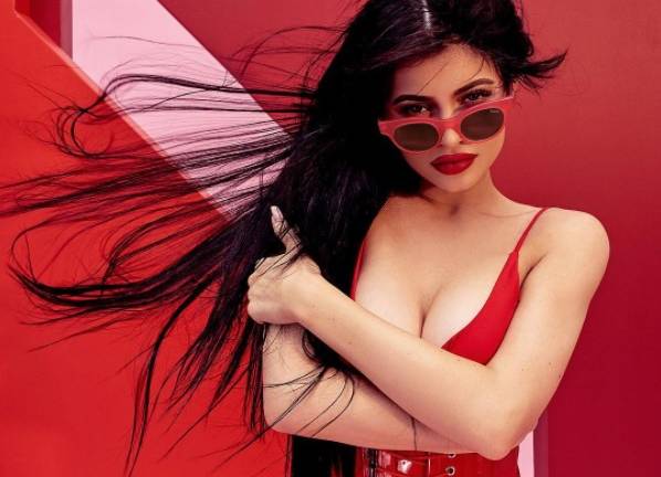 Kylie Jenner borra tatuaje dedicado a su exnovio