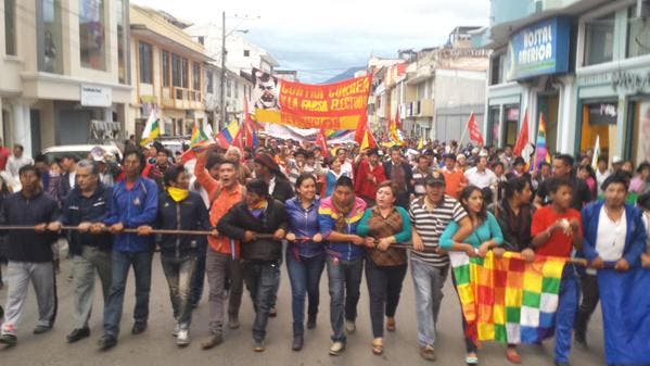 Manifestantes indígenas llegan a Loja