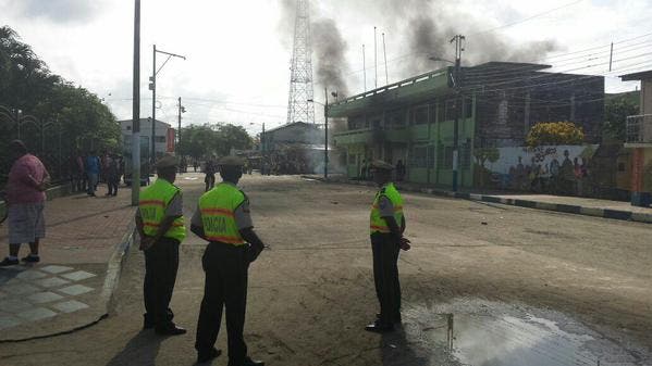 Incidentes en el edificio del Municipio de Muisne