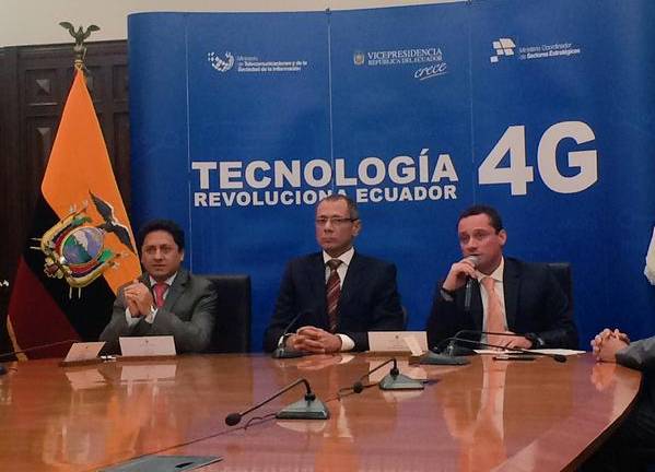 Movistar y Claro pagan 330 millones de dólares a Ecuador por espectro para 4G