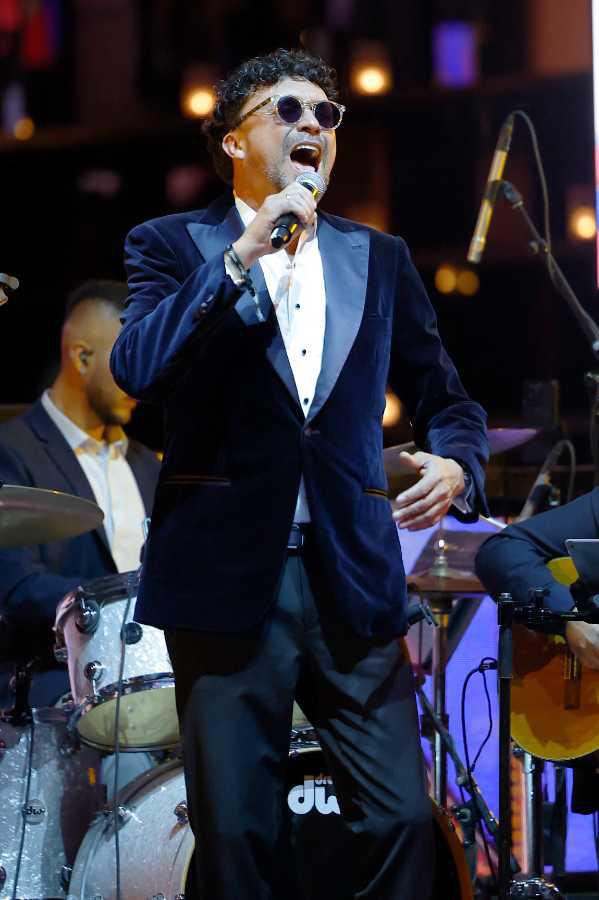 $!El artista celebrará tres décadas de carrera con su gira 'Nuestra vida en canciones.'