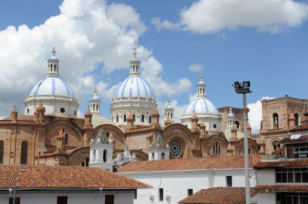 $!Cuenca es una de las ciudades más visitadas por su feriado de independencia.