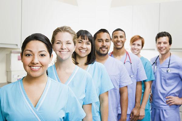 $!Médicos y enfermeras son las profesiones mejores remuneradas en Alemania.