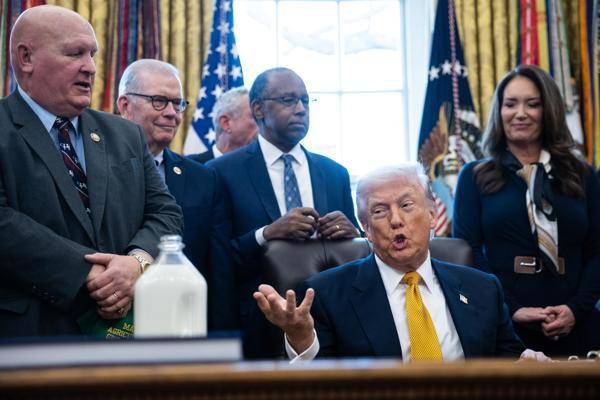 Trump amenaza con invocar la Ley de Insurrección en Minnesota si siguen ataques contra ICE