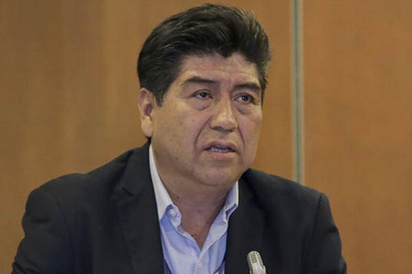 Jorge Yunda dice que abogado de Santiago Guarderas redactó la sentencia que le retiró sus derechos políticos