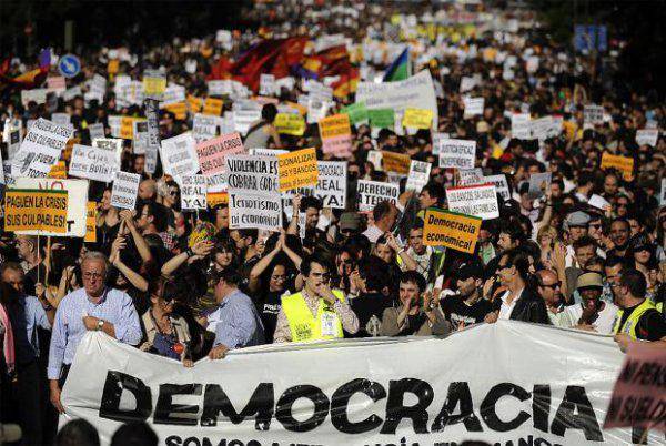 ¿Qué fallas en la democracia están afectando a Ecuador?