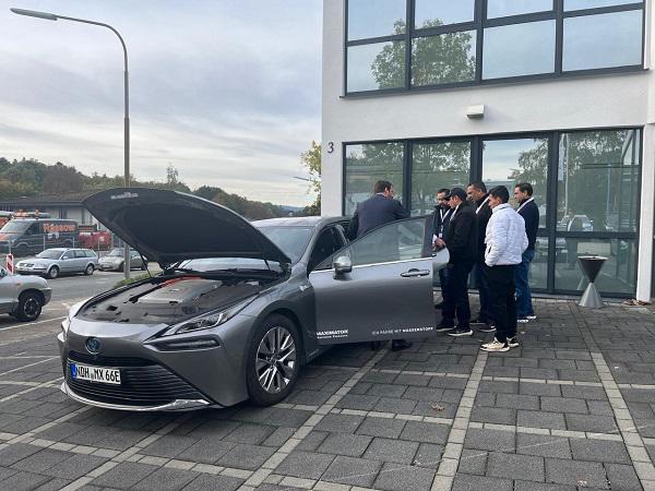 $!Delegación ecuatoriana a la empresa Maximator Veteq en Iserlohn, Alemania. Esta compañía desarrolla sistemas de H2 para vehículos.