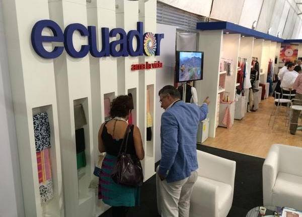 Textileros ecuatorianos buscan alternativas en la Feria Colombiatex