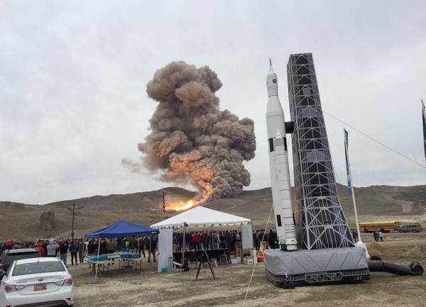Un &quot;hito&quot; hacia Marte: La NASA hace primer test en suelo de poderoso cohete