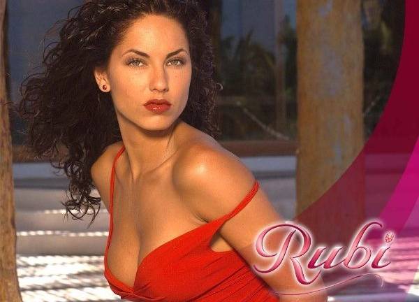 ¿ Por qué Bárbara Mori decidió no continuar con el papel de Rubí?