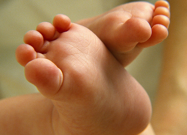 Policía atendió el parto de una joven en su domicilio