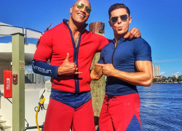 Zac Efron y &#039;The Rock&#039; conmueven a sus fanáticos