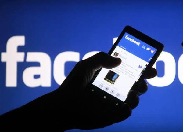 Los usuarios, y no los algoritmos, deciden qué contenidos ver en Facebook