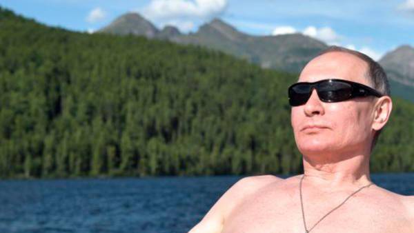 Vladimir Putin arremete contra los líderes del G7, dice que sería repugnante verlos sin camisa