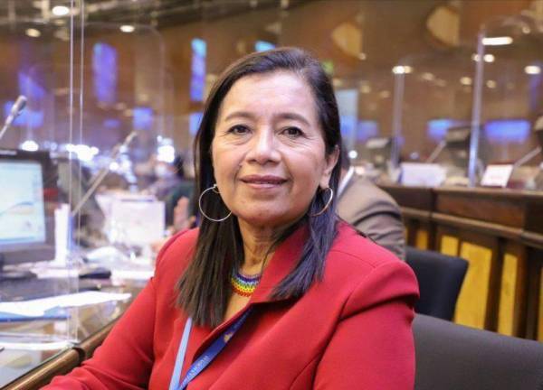 Guadalupe Llori asegura que no renunciará a la Presidencia de la Asamblea Nacional