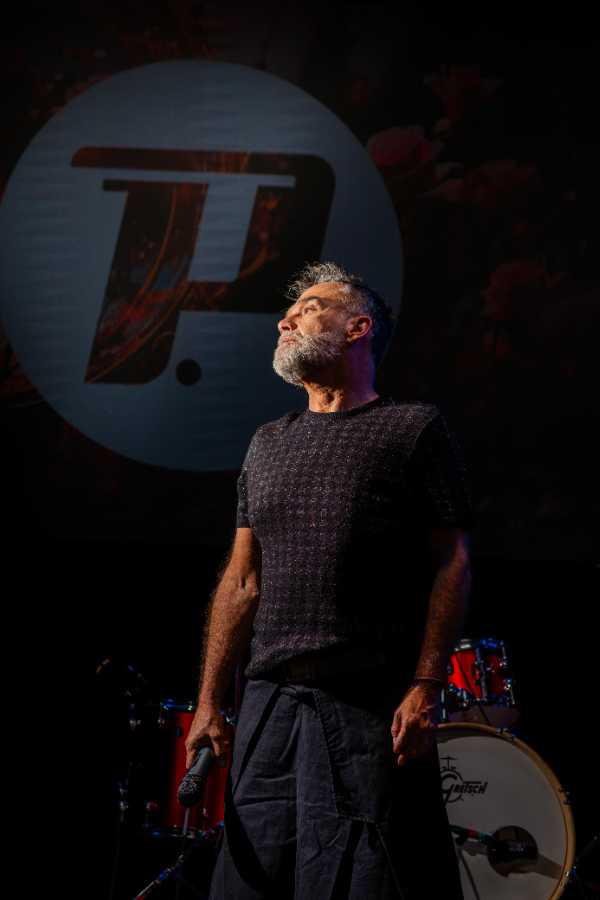 $!En entrevista con Revista Hogar, Pancho Terán reflexiona sobre la vigencia de la canción, la paternidad y su presente creativo.