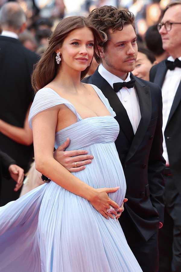 $!La pareja compartió la noticia en la alfombra de Cannes.
