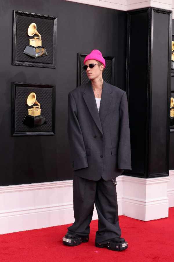 $!El contrato se cerró sin agentes ni intermediarios, algo inusual en la industria.