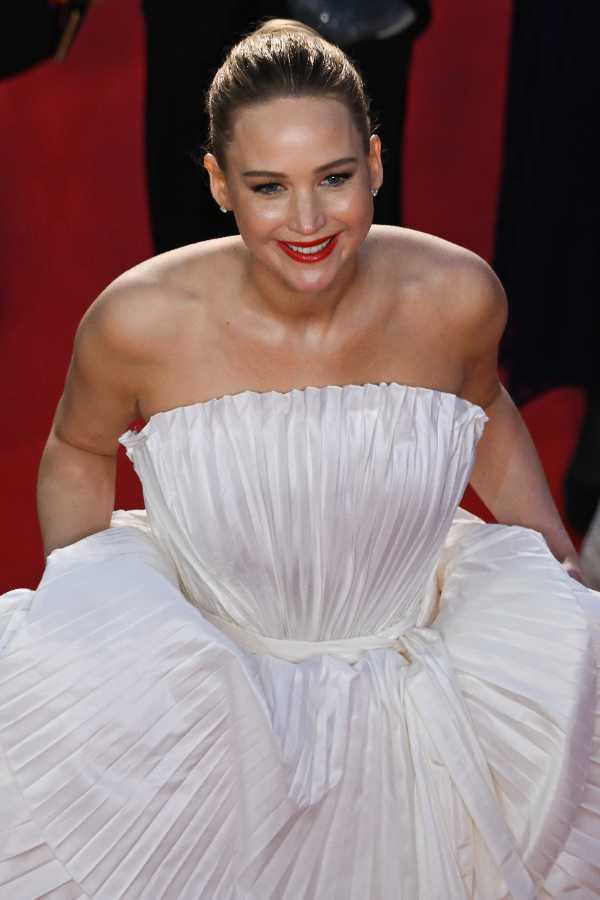 $!Mientras promocionaba su nueva película en Cannes, Lawrence reveló que grabó parte del proyecto embarazada y enfrentando un complejo proceso emocional.