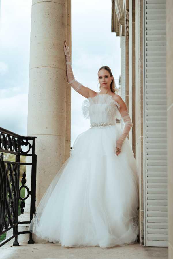 $!Vestido de tul en capas creación de la diseñadora Isabella Salvador.