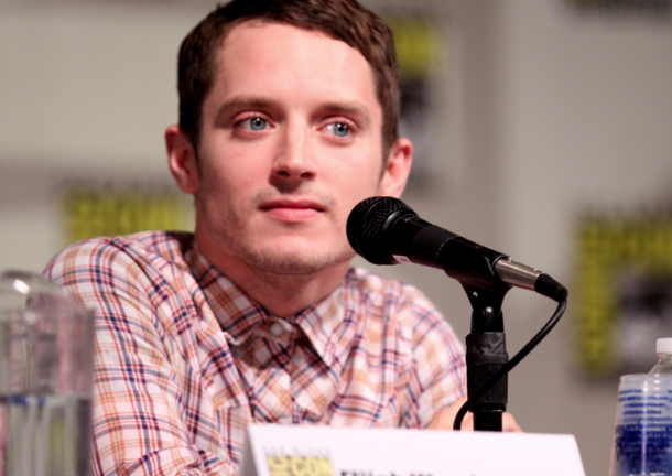 Actor Elijah Wood denuncia abusos a menores en Hollywood