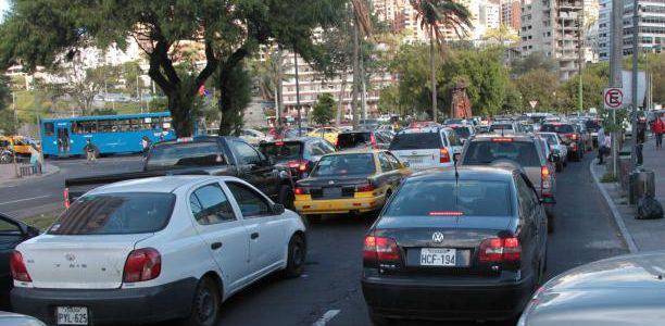 Matriculación vehicular se realizará cada 5 años en Ecuador