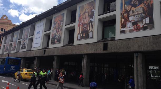 Municipio de Quito contará con "mega balcón" de servicios