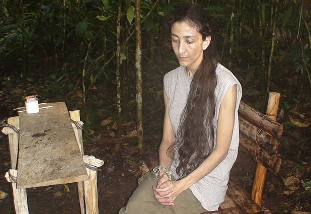 “Perdón no es olvido. Tampoco es impunidad”: Las 'sádicas' torturas de las FARC contra Íngrid Betancourt