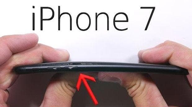 Mira como el iPhone 7 es sometido a una prueba de resistencia