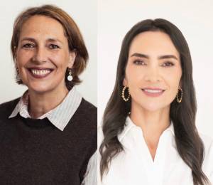 Deborah Gray, fundadora y CEO de Canela; Clara María Reyes, cofundadora de ONCE Comunicación; Patricio “Pato” Jarrín Novoa, gerente de Comunicación y Relaciones Públicas de Holcim Ecuador; y María Fernanda Rumbea, socia de Setenta Treinta.