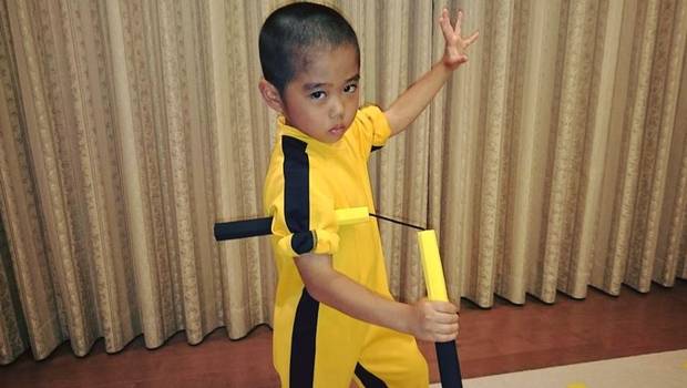El niño que imita a la perfección a Bruce Lee