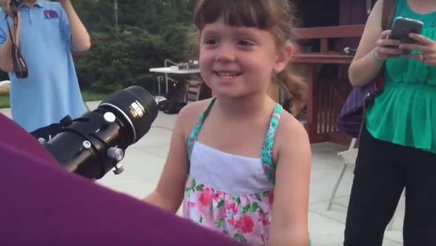 La niña que quiere cumplir sus &quot;deseos visuales&quot; antes de quedar ciega