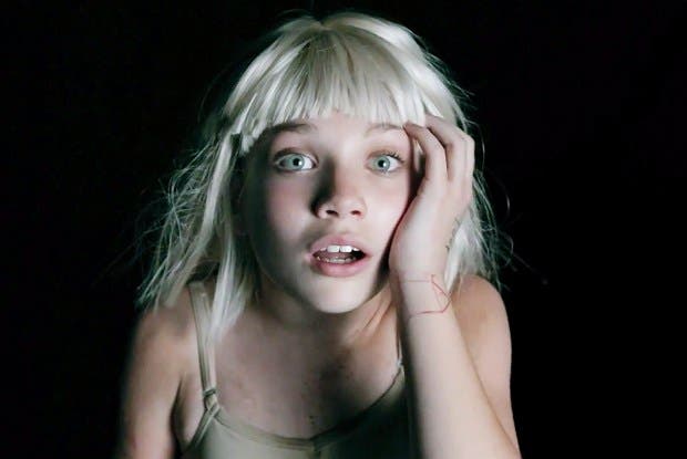 Así luce hoy la protagonista de los videos de Sia
