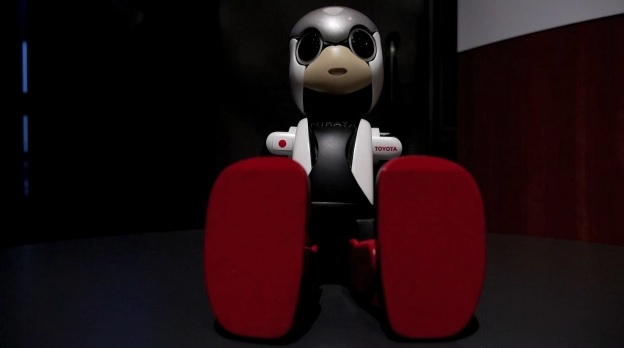 El robot japonés Kirobo vuelve a la Tierra tras 18 meses en el espacio